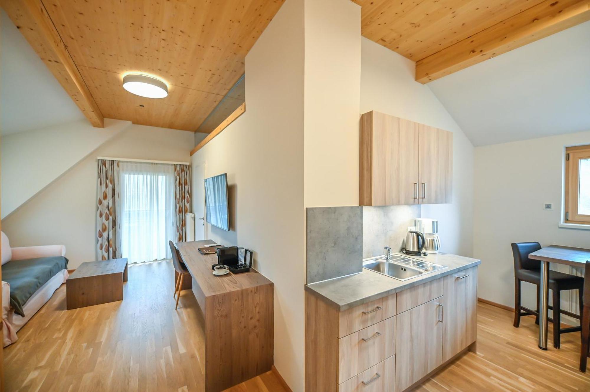 Apartmenthaus Pastner Am Teich Übelbach 外观 照片